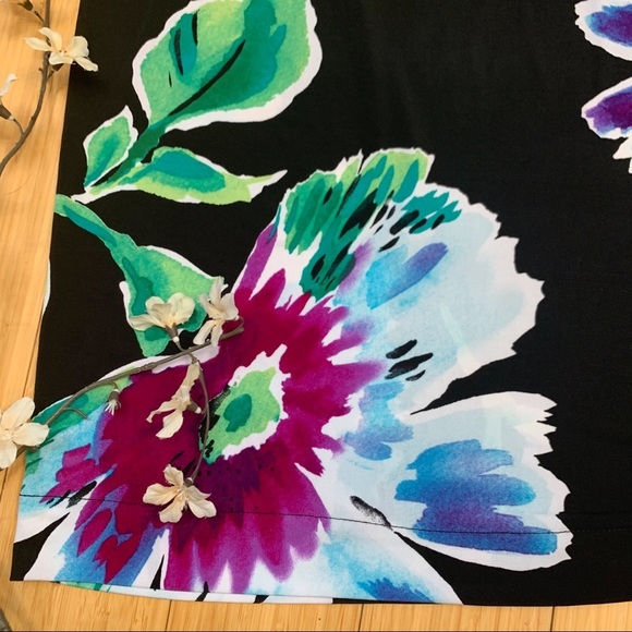 Nwt! Signature London Style Dahlia Dress, S. - Picture 4 of 7